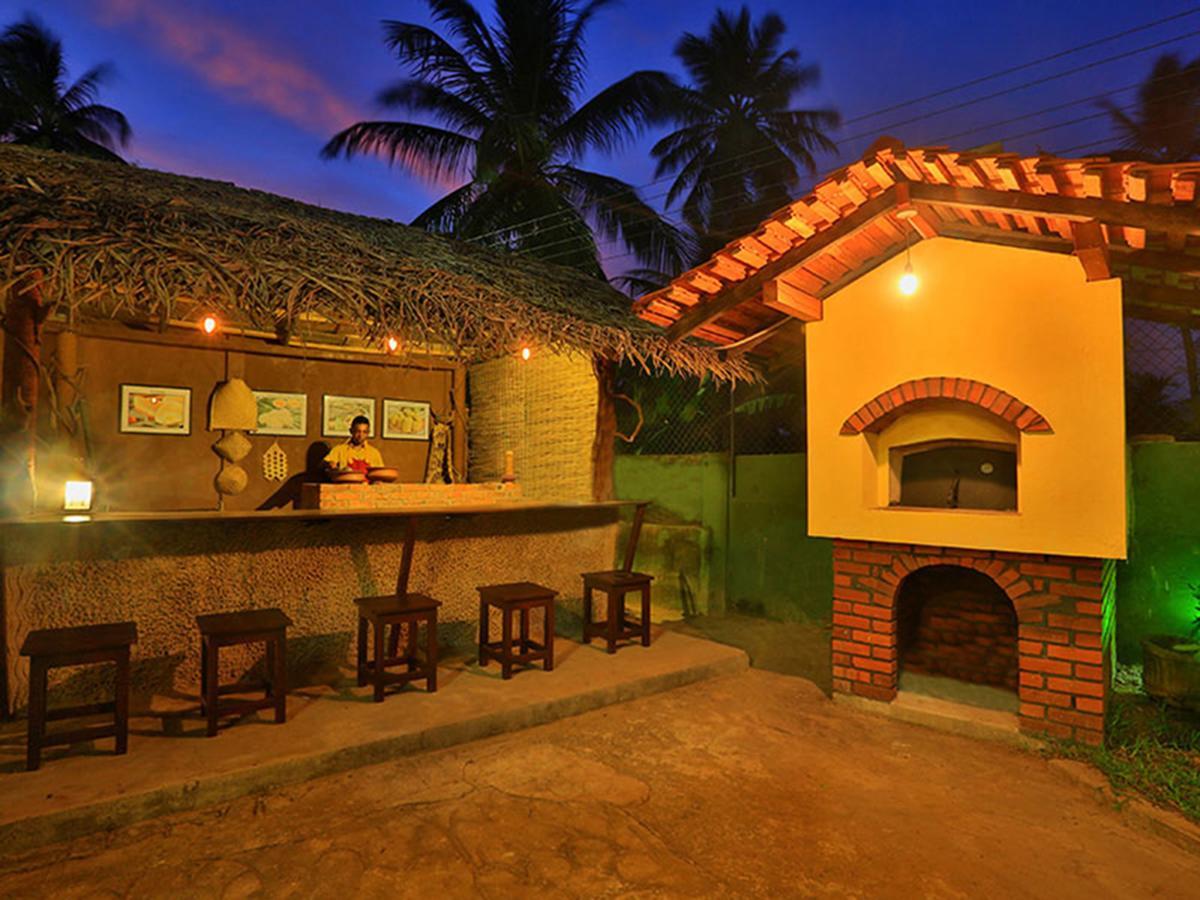 Emel Boutique Hotel Negombo Luaran gambar