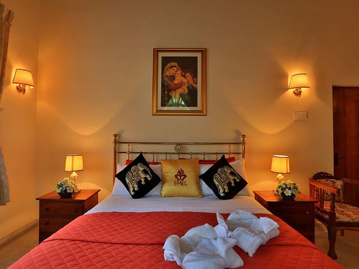 Emel Boutique Hotel Negombo Luaran gambar