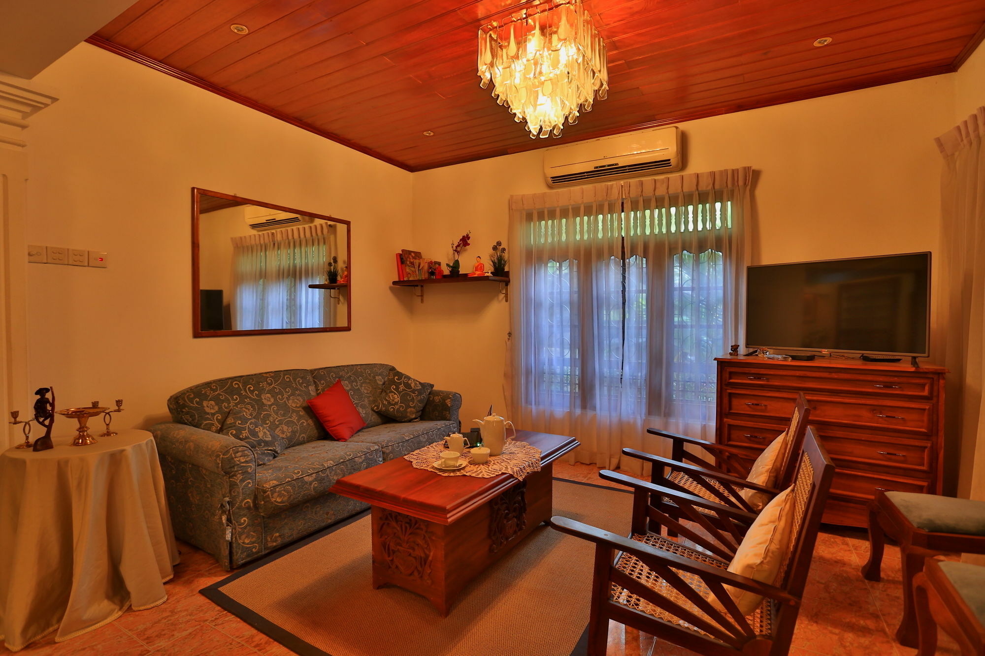 Emel Boutique Hotel Negombo Luaran gambar