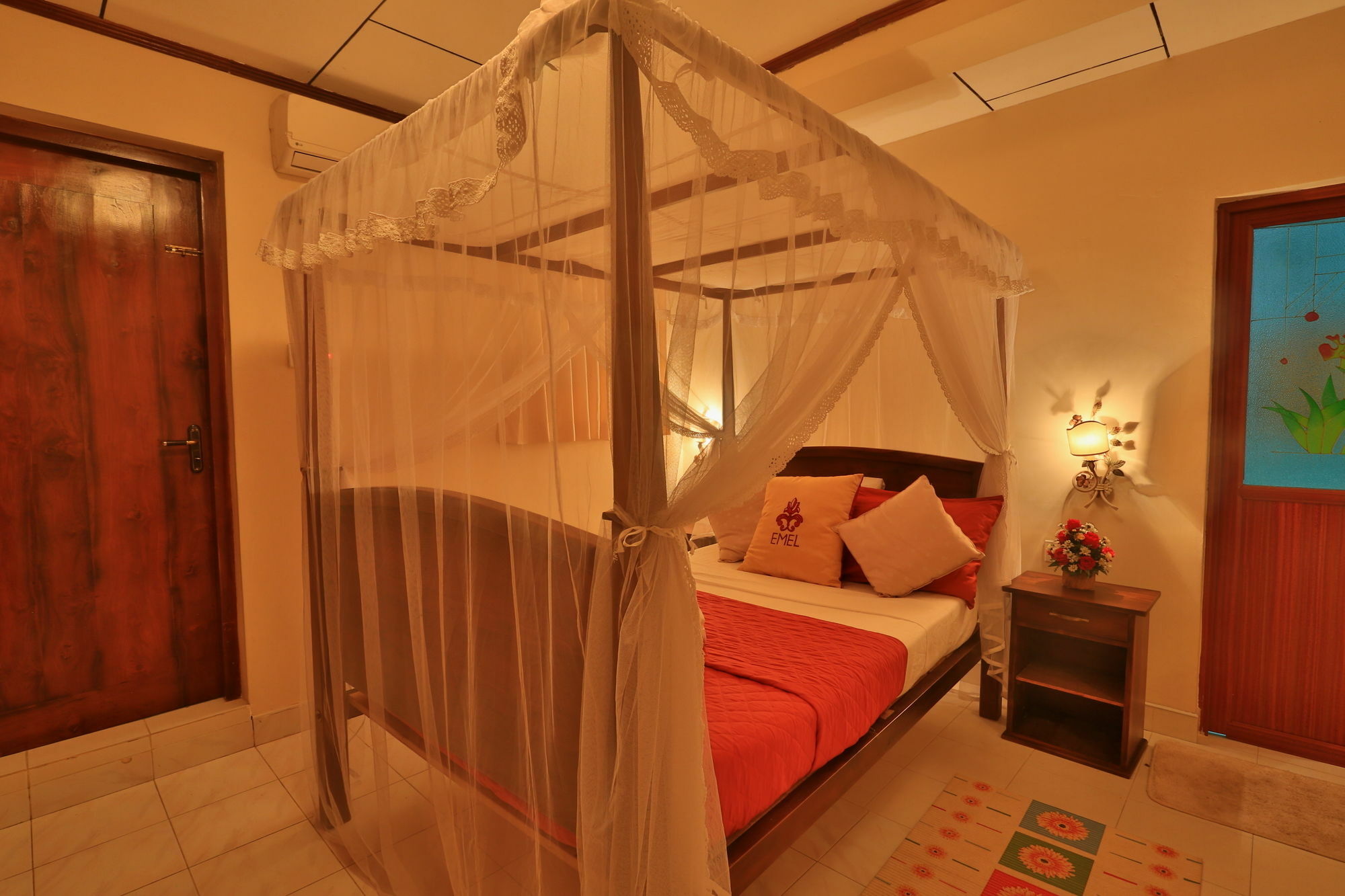 Emel Boutique Hotel Negombo Luaran gambar